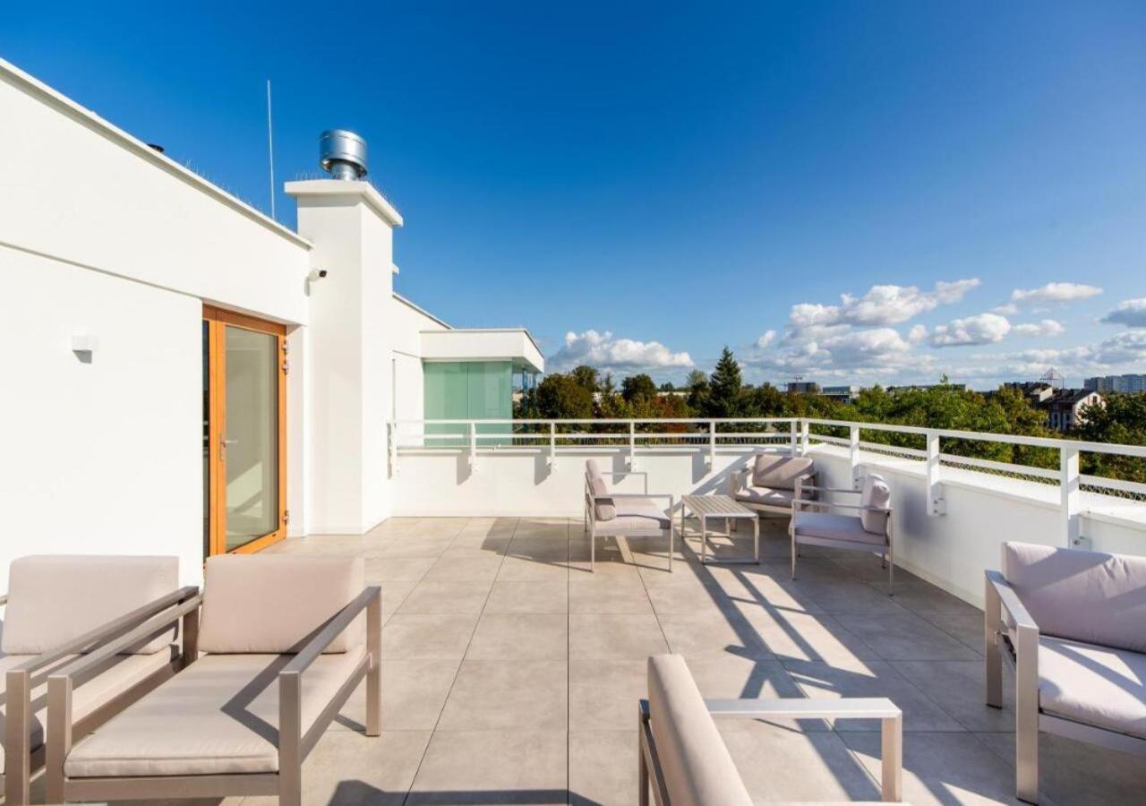 Apartament Whiteblue Kolobrzeg Z Duzym Ogrodkiem - 100 M Od Plazy! Whiteblue Kolberg Apartment Mit Grossem Garten - 100 M Vom Strand Entfernt! Whiteblue Kolobrzeg Apartman S Velkou Zahradou - 100 M Od Plaze! Exteriér fotografie