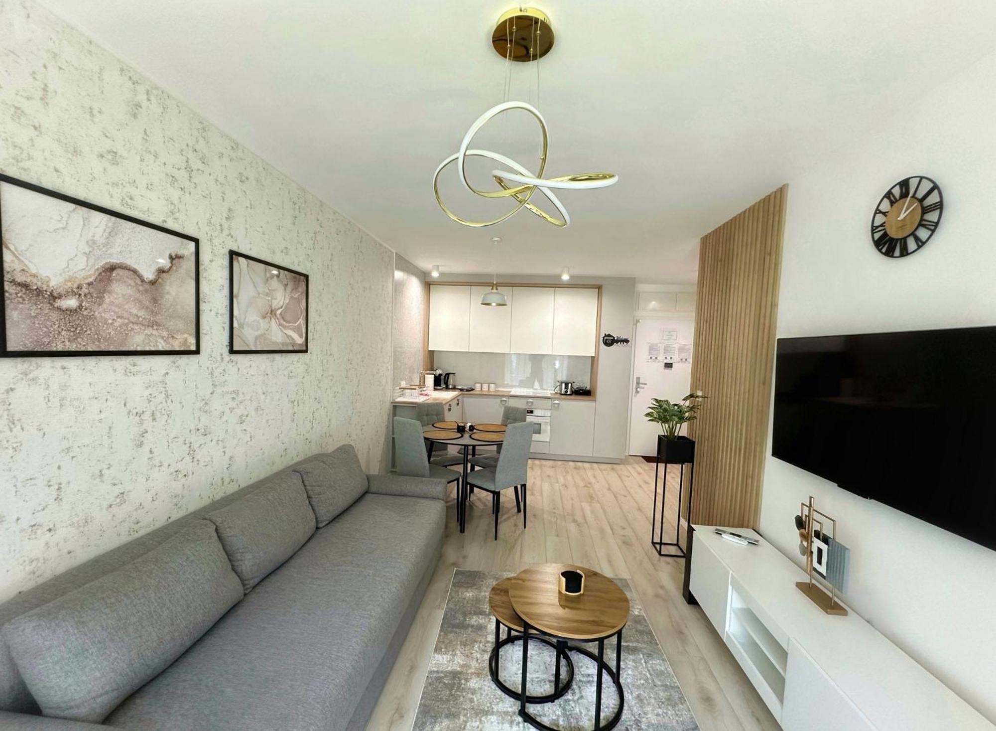 Apartament Whiteblue Kolobrzeg Z Duzym Ogrodkiem - 100 M Od Plazy! Whiteblue Kolberg Apartment Mit Grossem Garten - 100 M Vom Strand Entfernt! Whiteblue Kolobrzeg Apartman S Velkou Zahradou - 100 M Od Plaze! Exteriér fotografie
